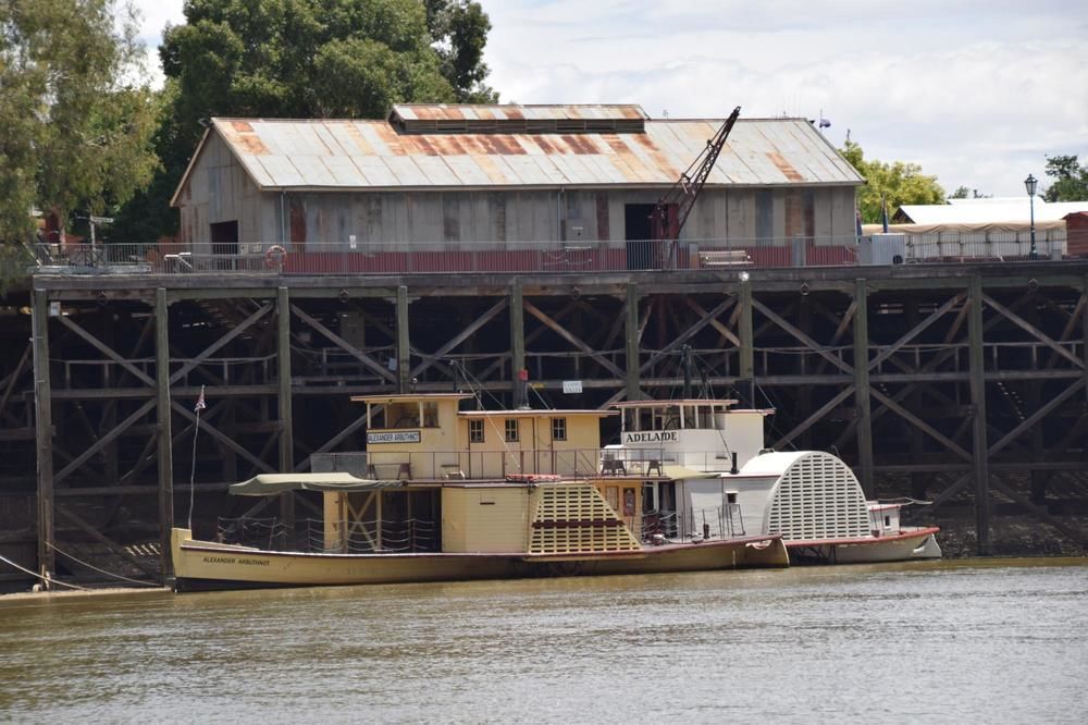 Big River Motel Echuca Ngoại thất bức ảnh